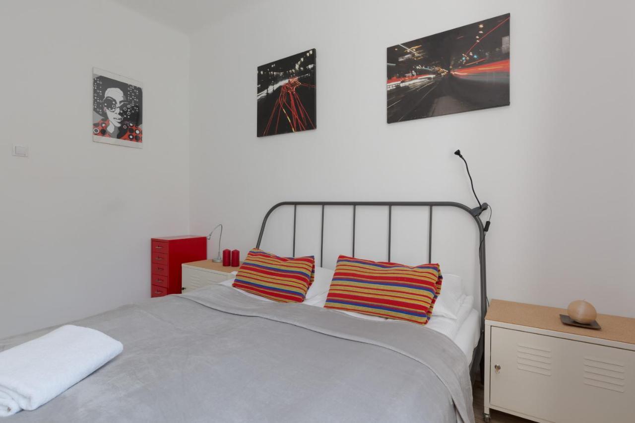 Apartment Bialobrzeska Warsaw By Noclegi Renters Exteriér fotografie